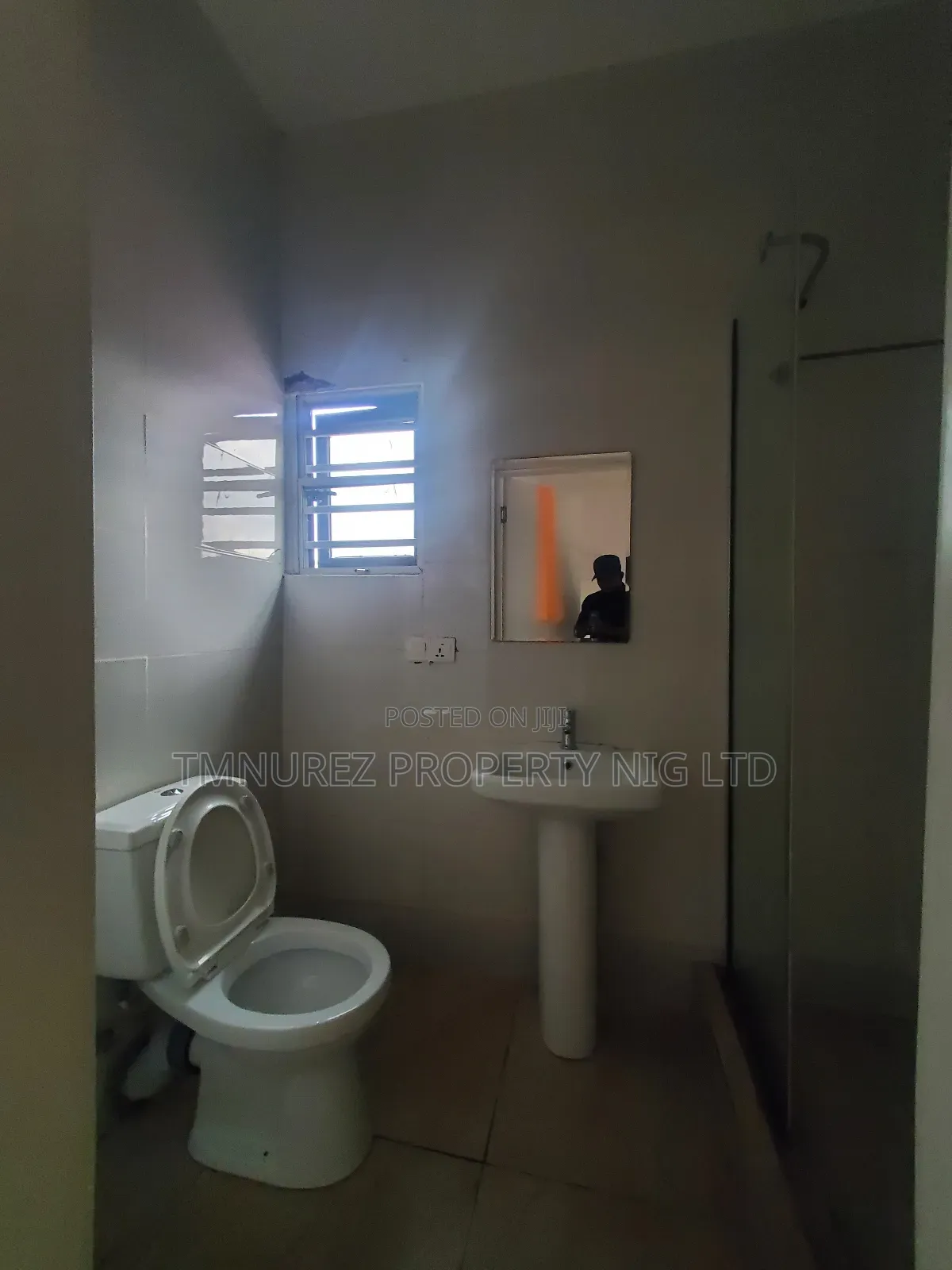 4bdrm Duplex in Orchild Road, Ikota for rent in Ikota