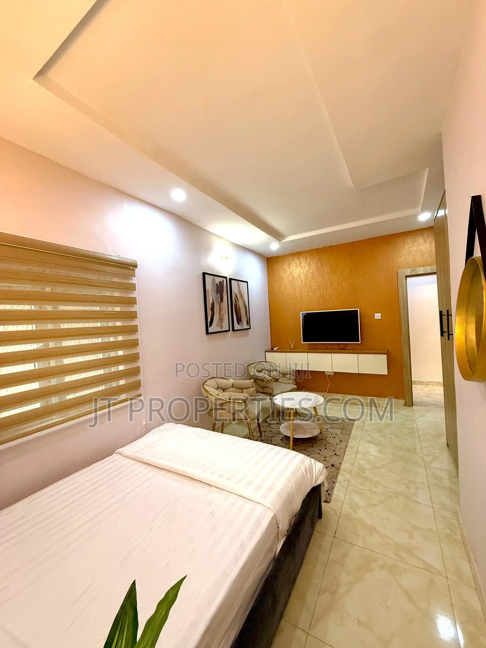 The Toms Luxury 3bed Apartment Jahi Abuja in Jahi