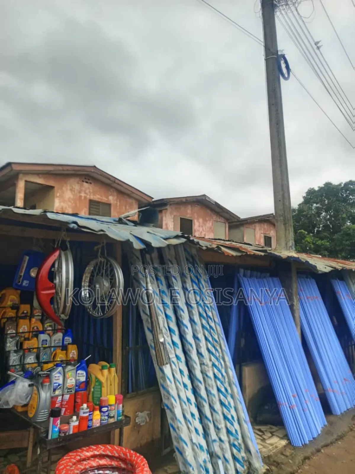 20mini Flat on 2plots Facing Main Road in Abaranje