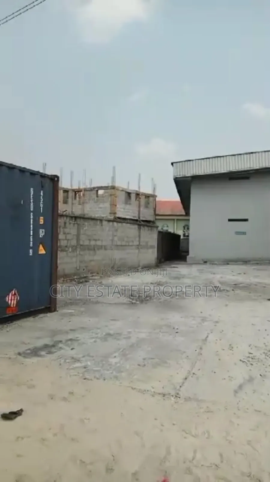 Warehouse for Sale in Port Harcourt in Port-Harcourt