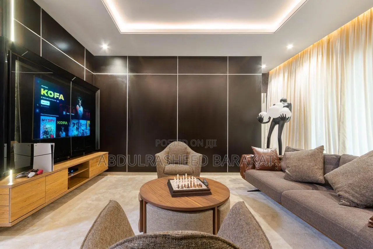 Luxury Two Bedroom Massionate Penthouse in Lekki Phase 1