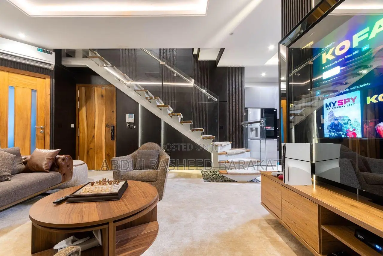 Luxury Two Bedroom Massionate Penthouse in Lekki Phase 1