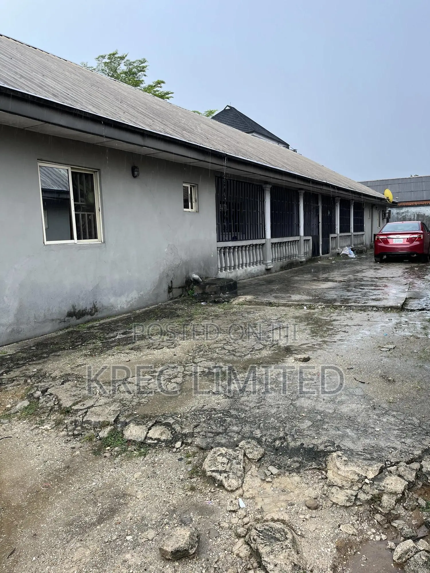 2bdrm Block of Flats in 10Units @Nkpolu, Rumuahalu for sale in Rumuahalu