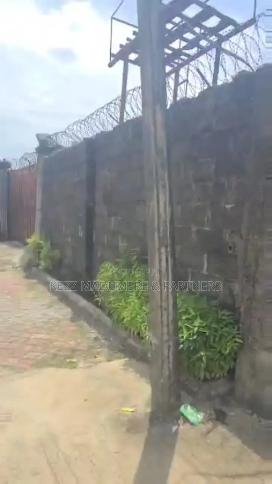 For Sale : 5 Plots Nta Road by Obirikwere Port Harcourt in Port-Harcourt
