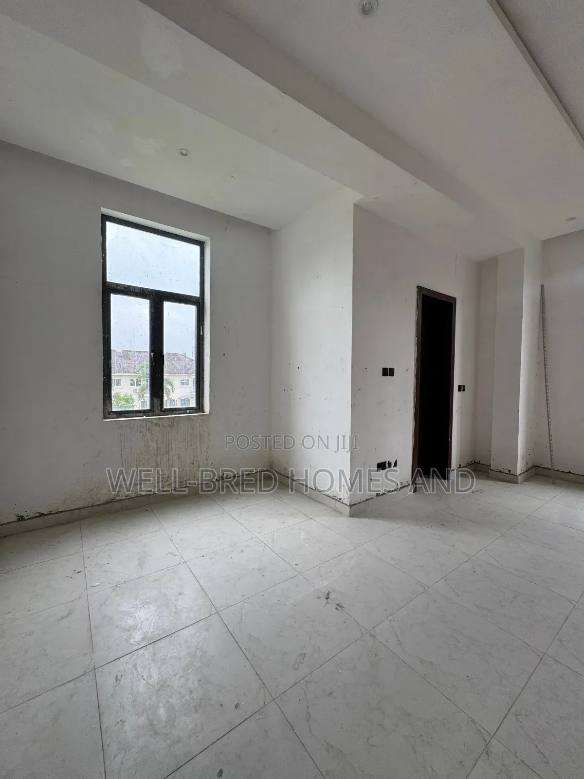 2bdrm Apartment in Lekki Phase 1 Lagos for sale in Lekki Phase 1