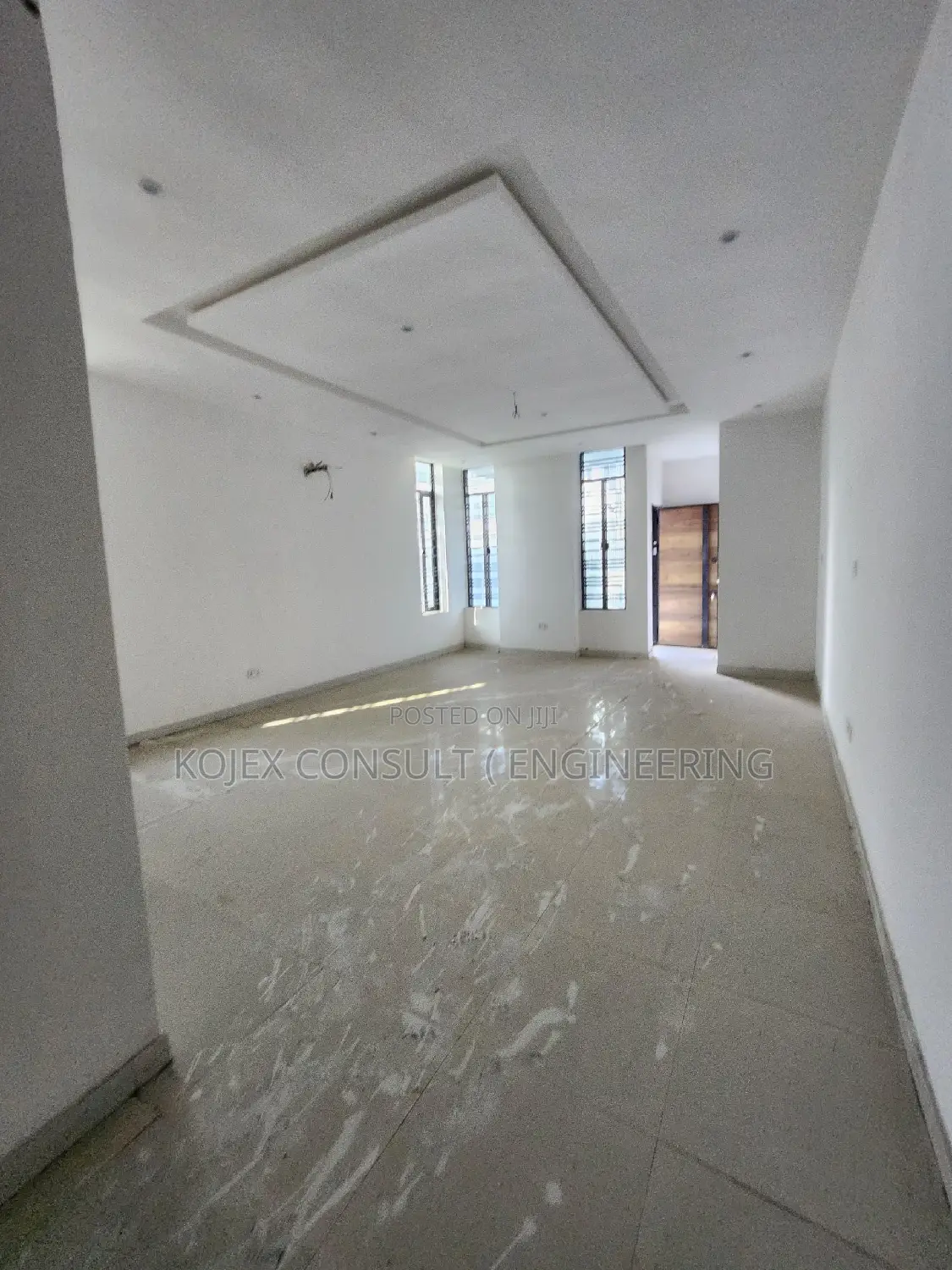 4bdrm Duplex in Chevron for rent in Chevron