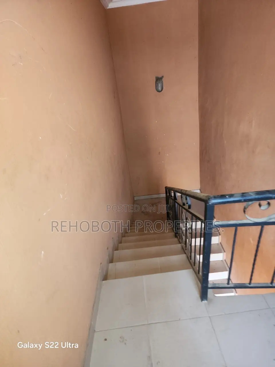 12bdrm Block of Flats in Alaaka Elebu, Ibadan for sale in Ibadan