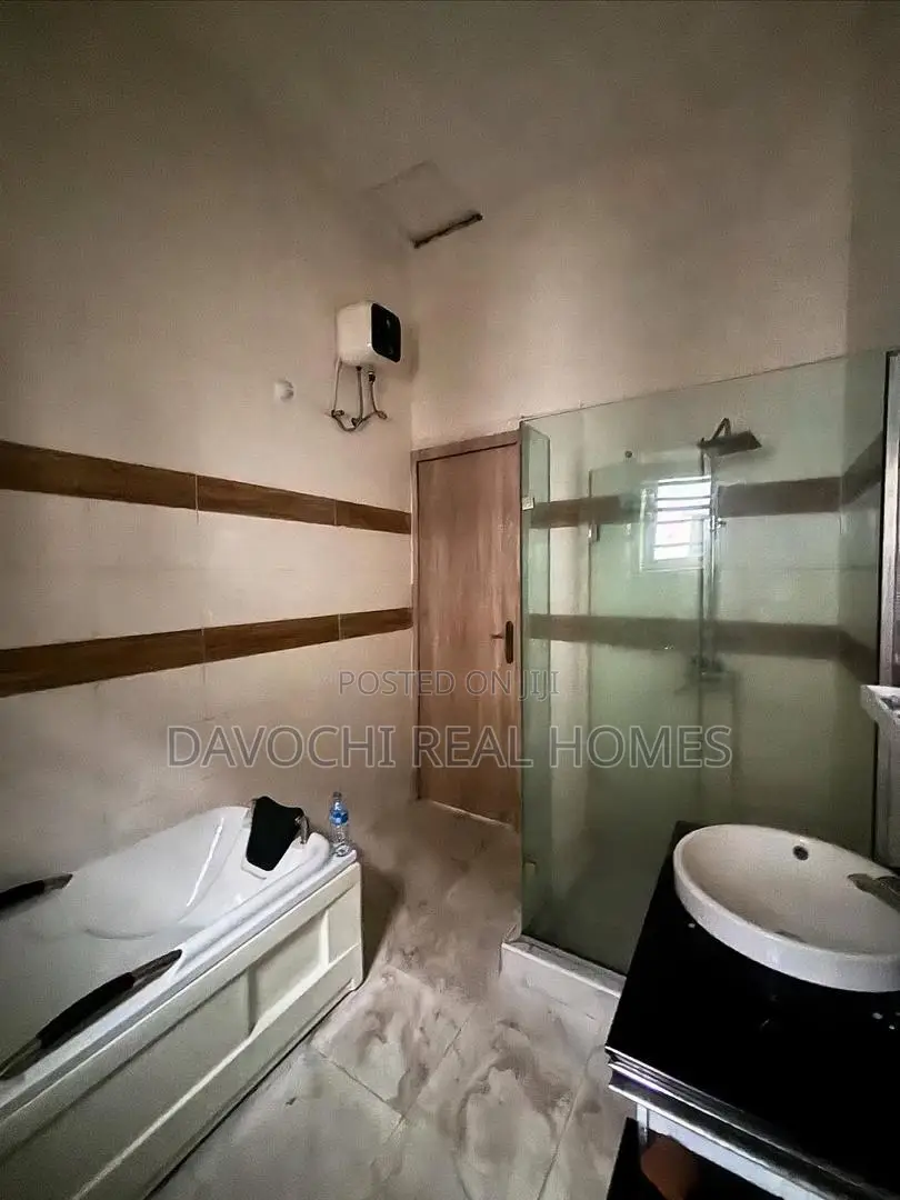 4bdrm Duplex in Orchid Road, Lekki Phase 2 for rent in Lekki Phase 2
