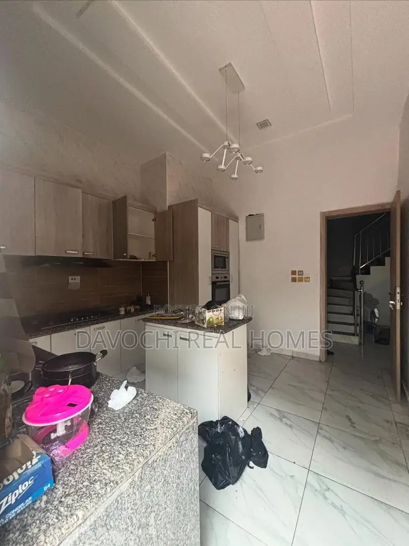 4bdrm Duplex in Orchid Road, Lekki Phase 2 for rent in Lekki Phase 2