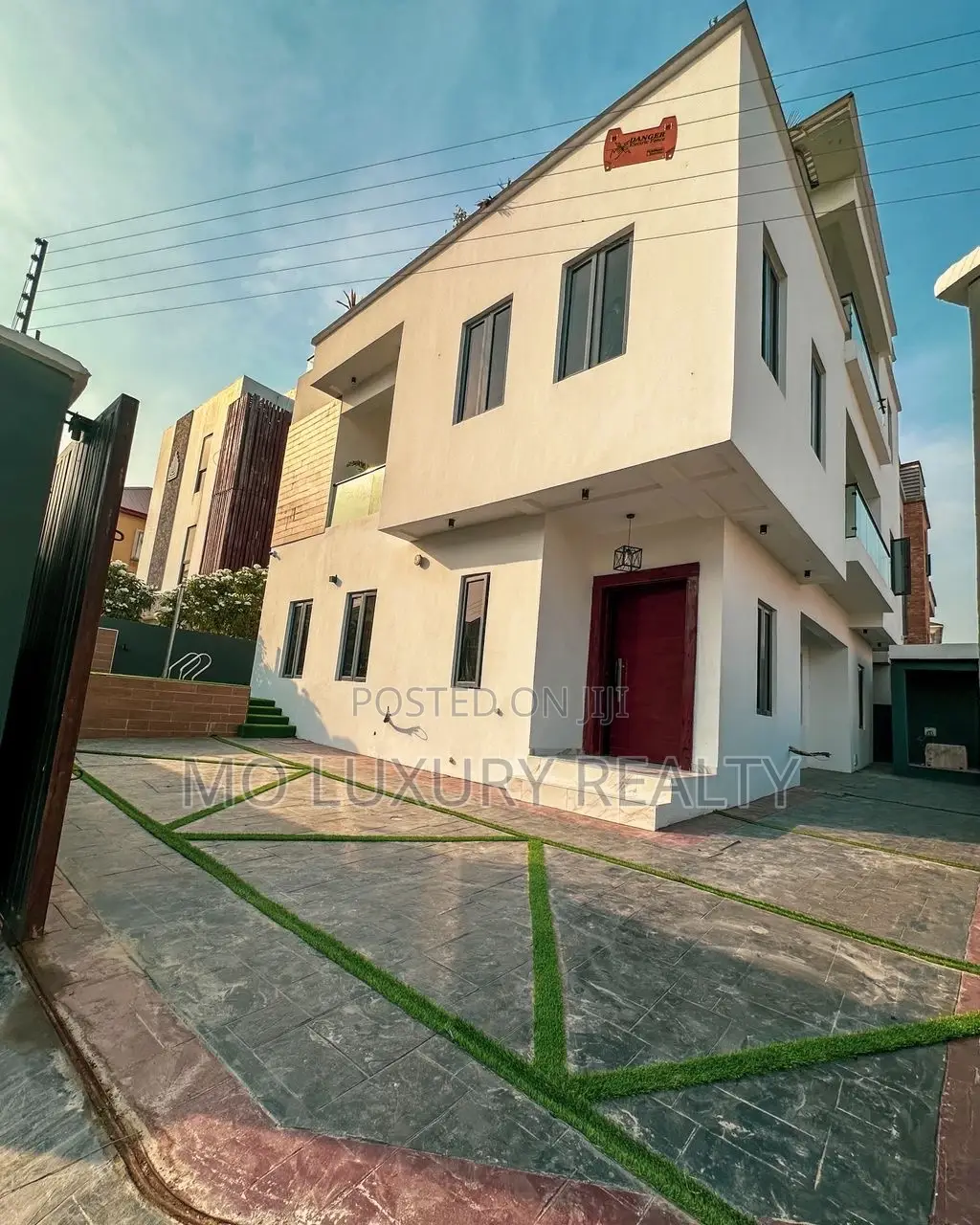 Furnished 5bdrm Duplex in Ilasan for sale in Ilasan