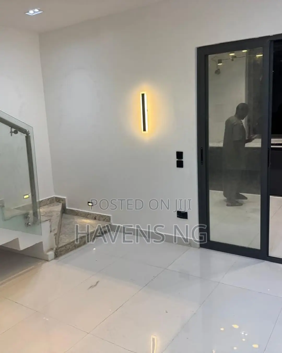 3bdrm Maisonette in Asokoro for sale in Asokoro