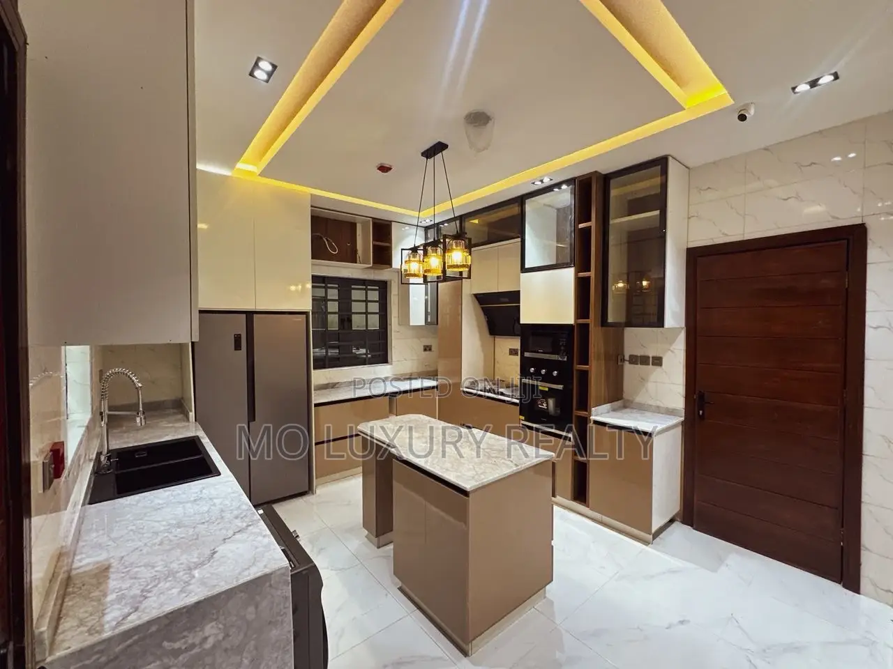 Furnished 5bdrm Duplex in Ilasan for sale in Ilasan
