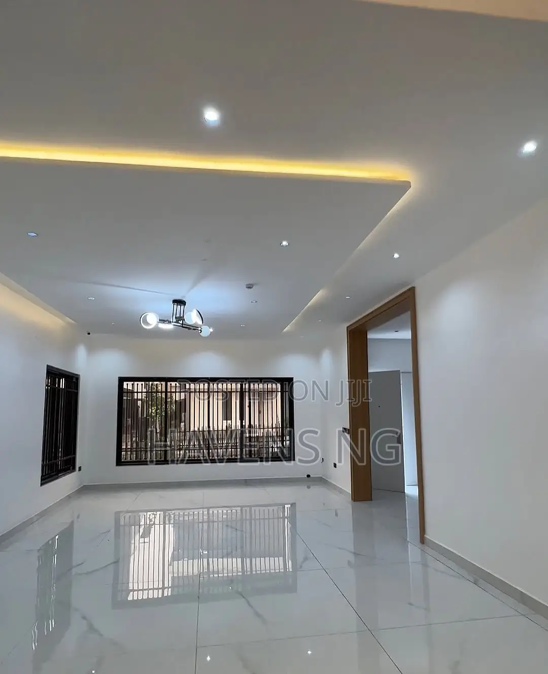 5bdrm Duplex in Guzape District for sale in Guzape District