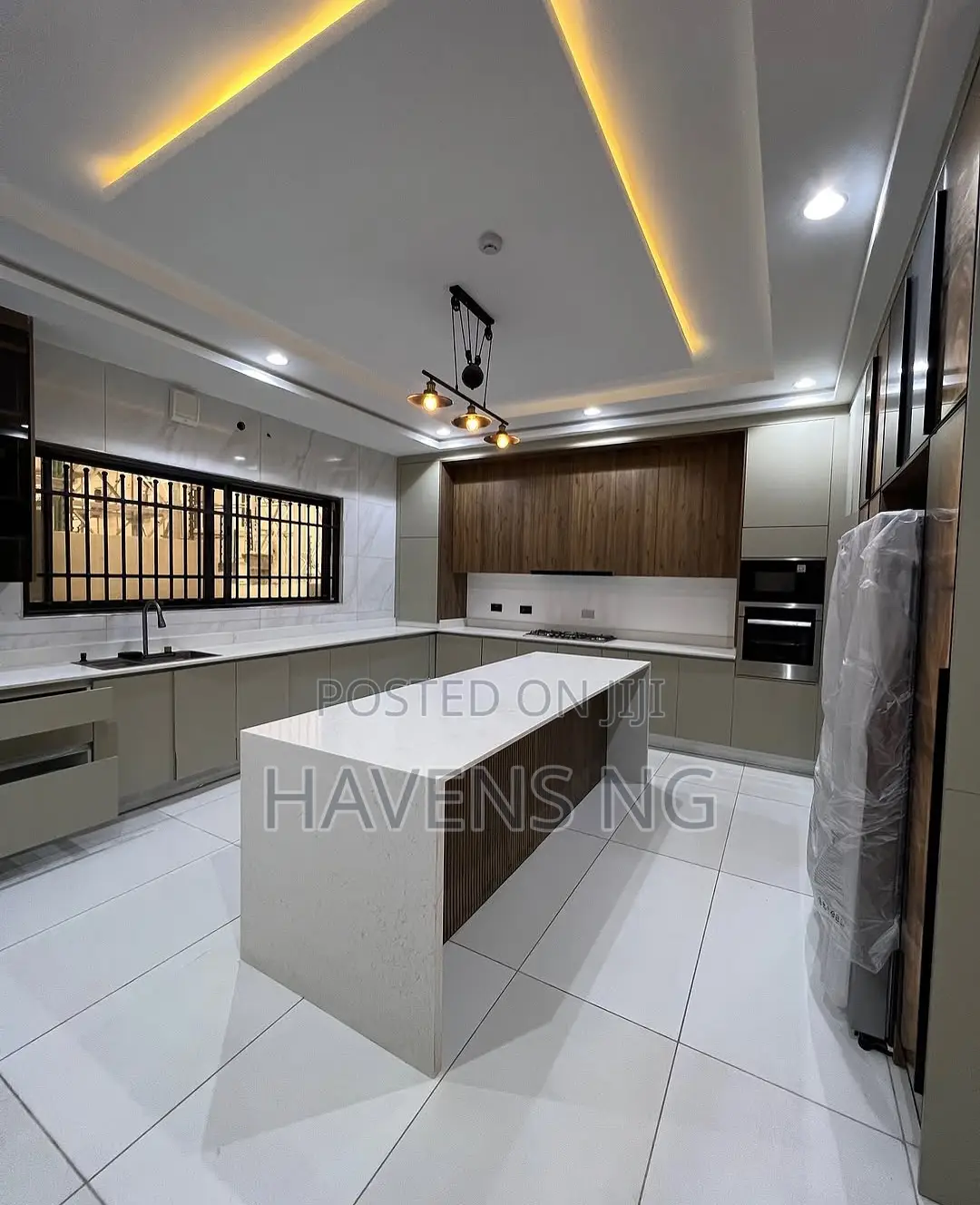 5bdrm Duplex in Guzape District for sale in Guzape District