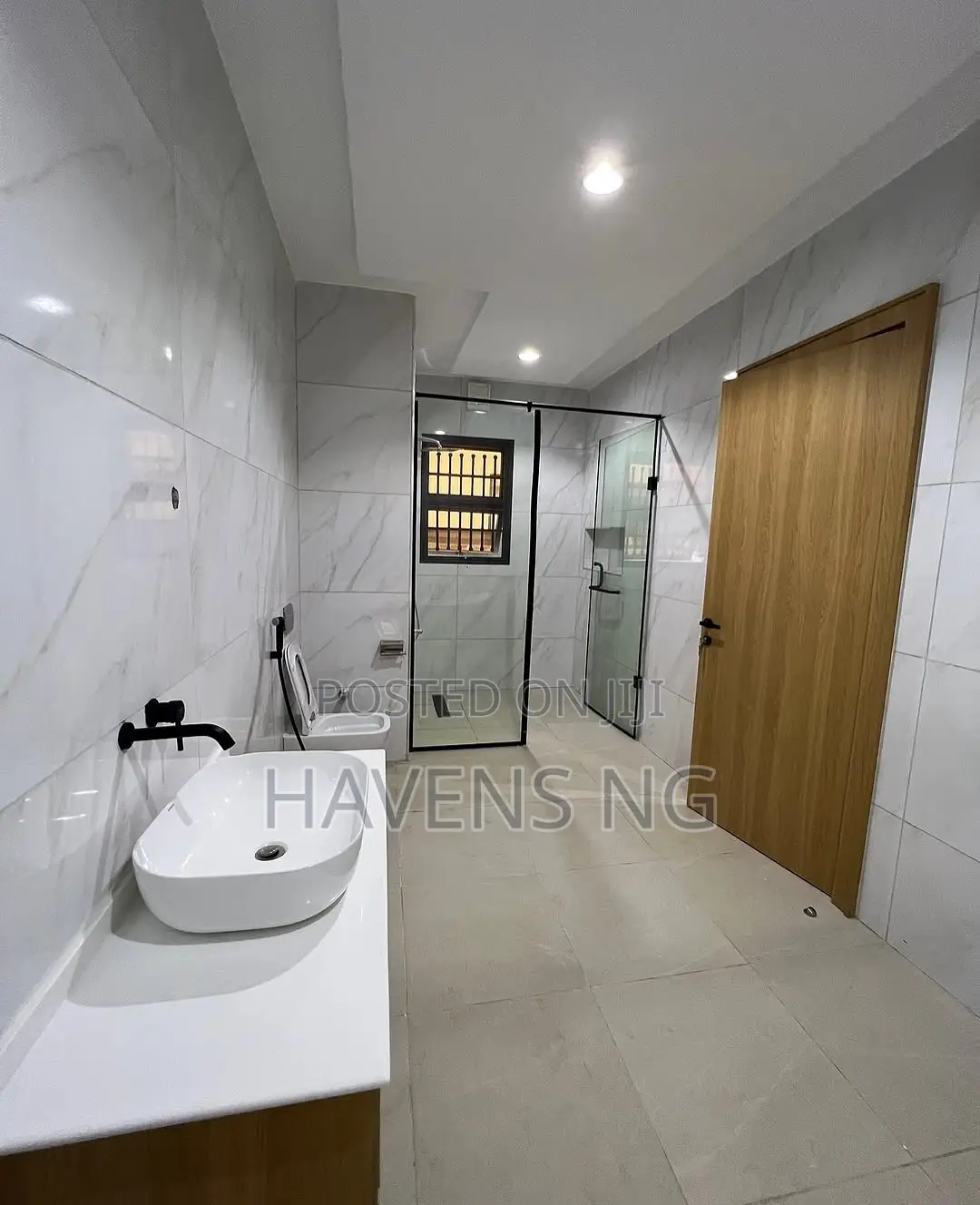 5bdrm Duplex in Guzape District for sale in Guzape District