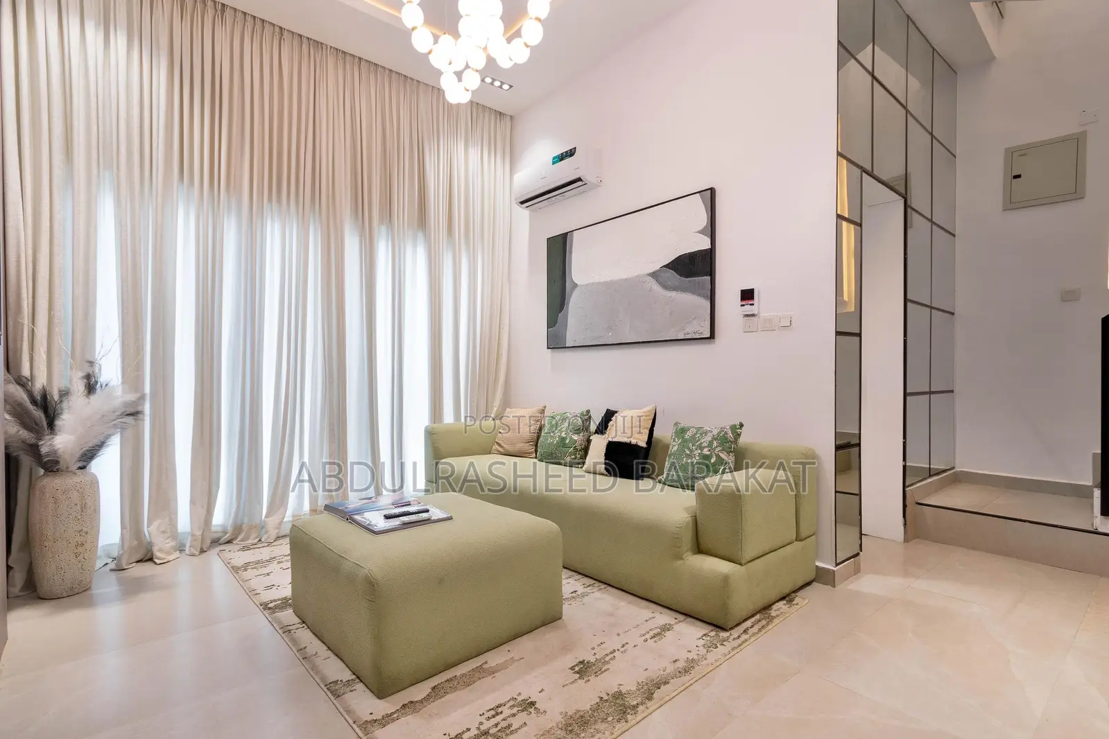 Luxury Five Bedroom With Private Pool in Lekki Phase 1