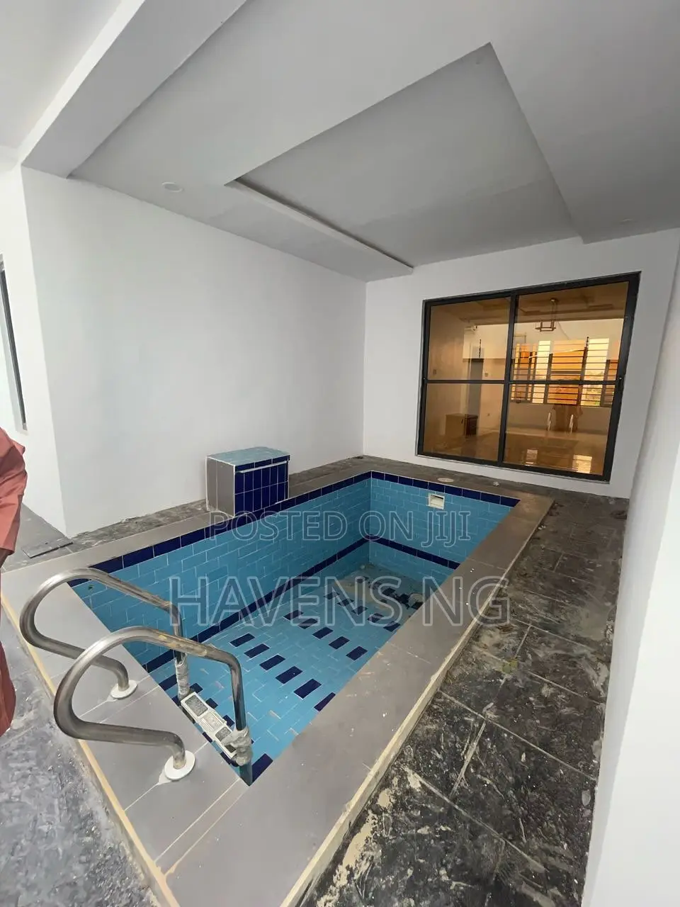 5bdrm Duplex in GRA Phase 2 Shangisha for sale in GRA Phase 2 Shangisha