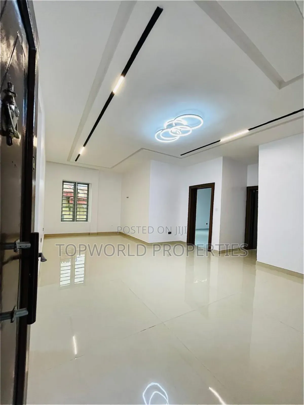 5bdrm Duplex in Omole Phase 1 for sale in Omole Phase 1