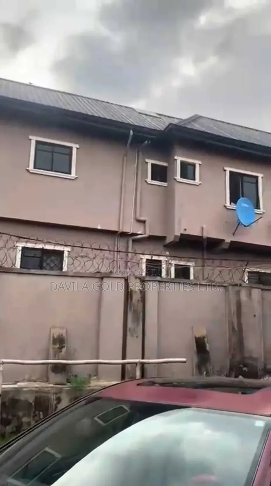 13bdrm Block of Flats in Benin City for sale in Benin City