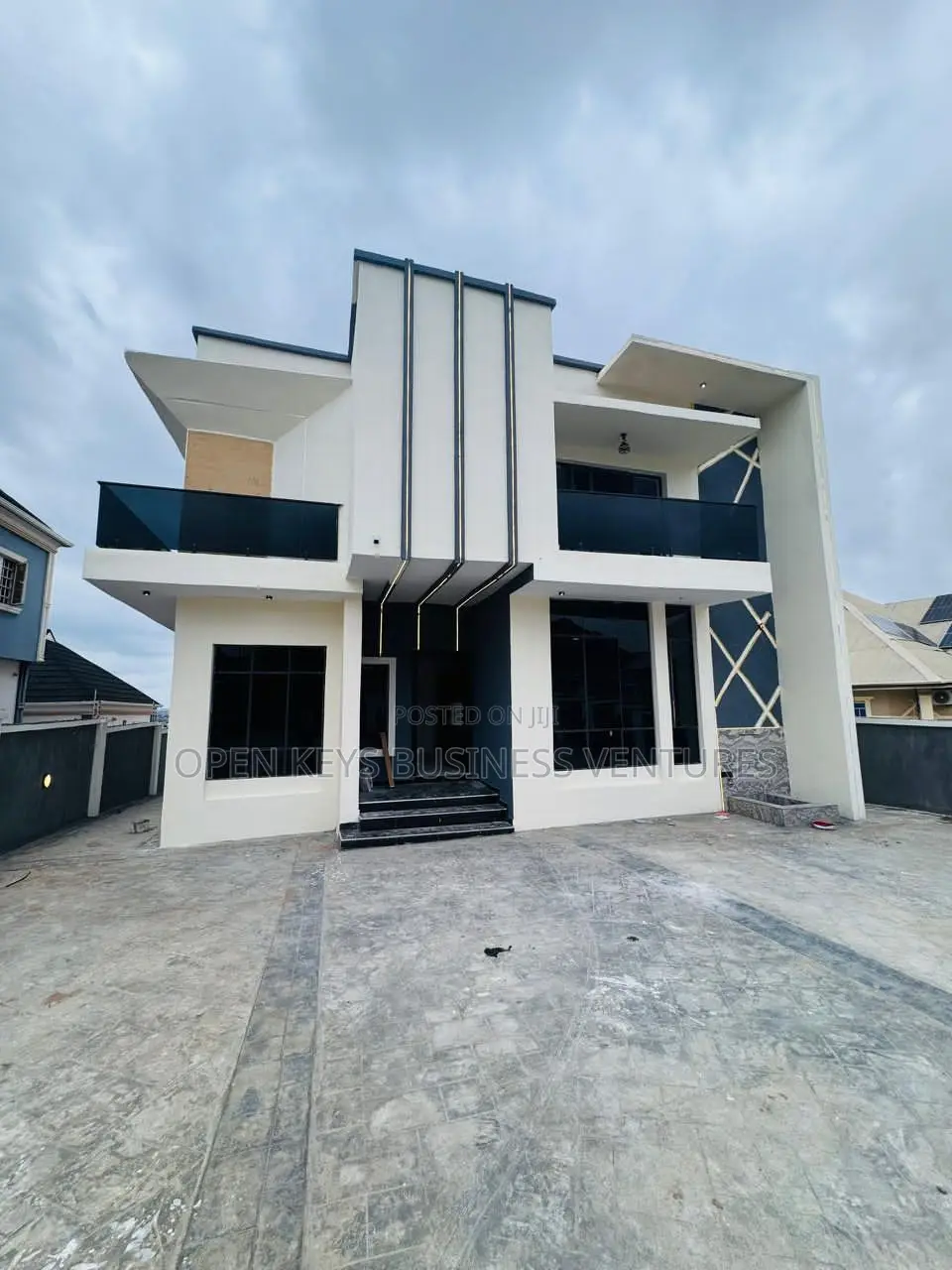 Furnished 4bdrm Duplex in Carlton Gate, Akobo for sale in Akobo