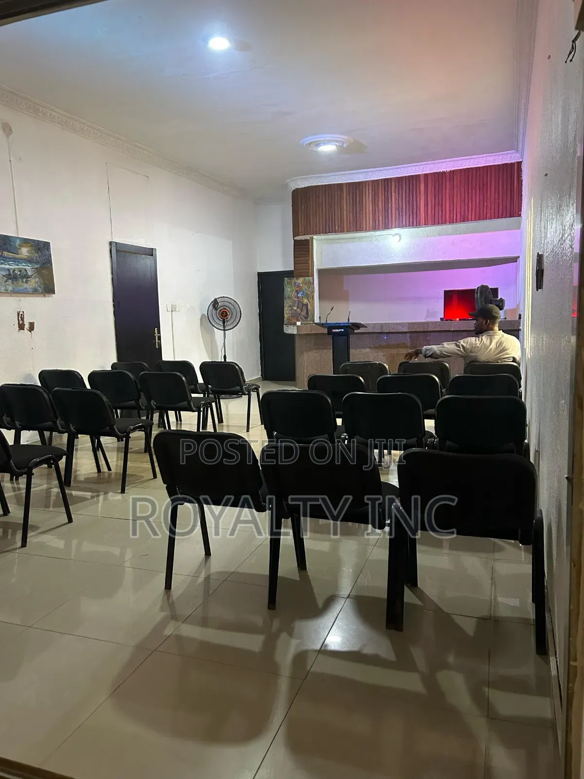Hall for Rent (Sunday Evening Service) in Bodija Estate in Bodija