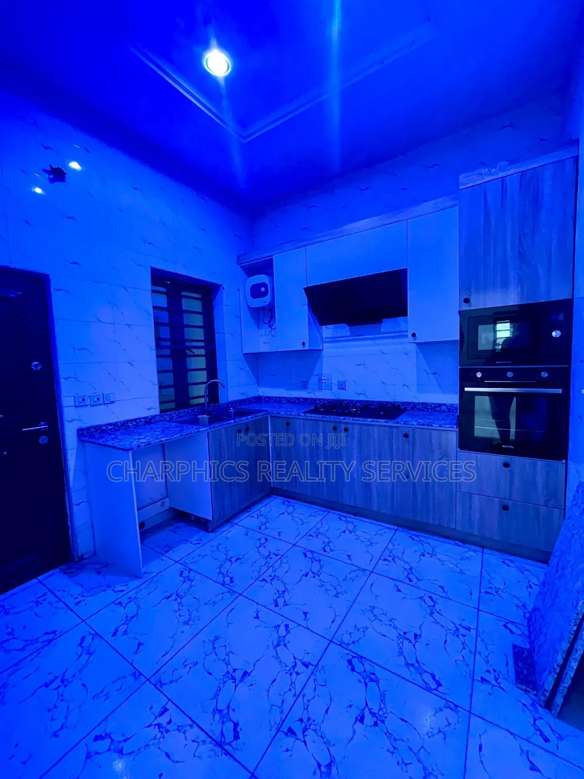 4bdrm Duplex in Lekki Phase 2 for sale in Lekki Phase 2