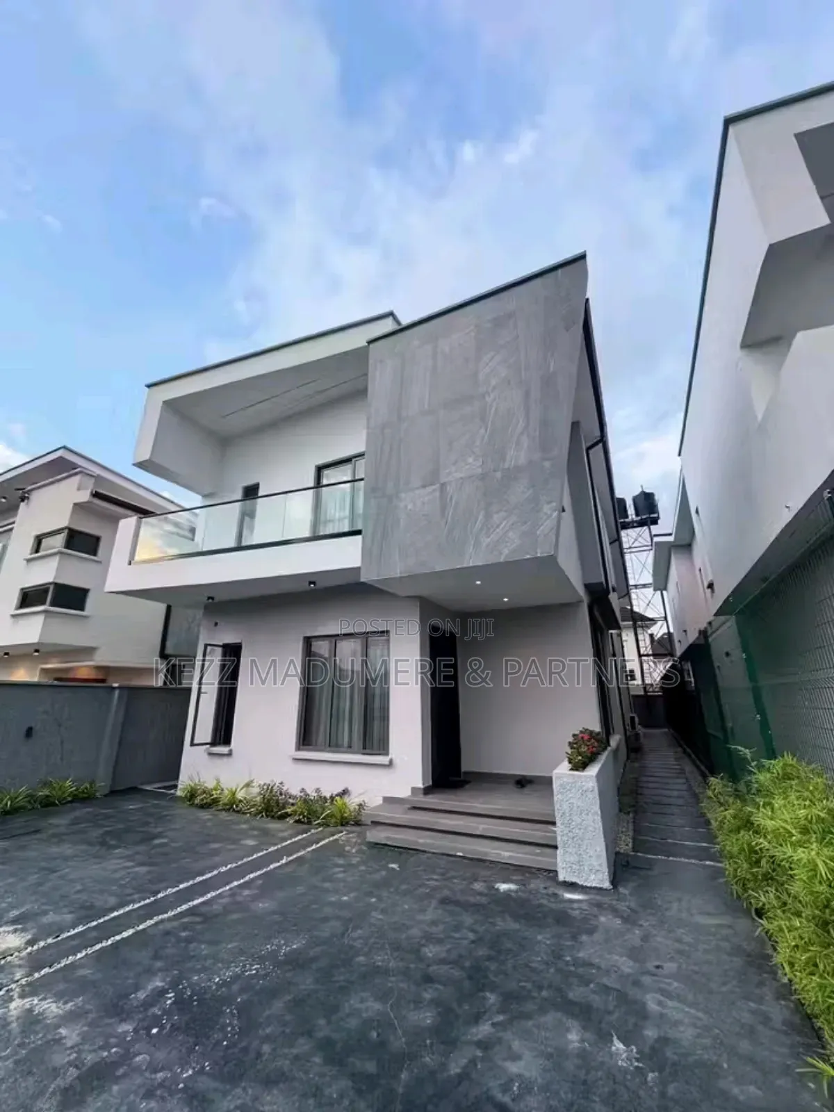 4bdrm Duplex in Dr Peter Odili, Port-Harcourt for sale in Port-Harcourt