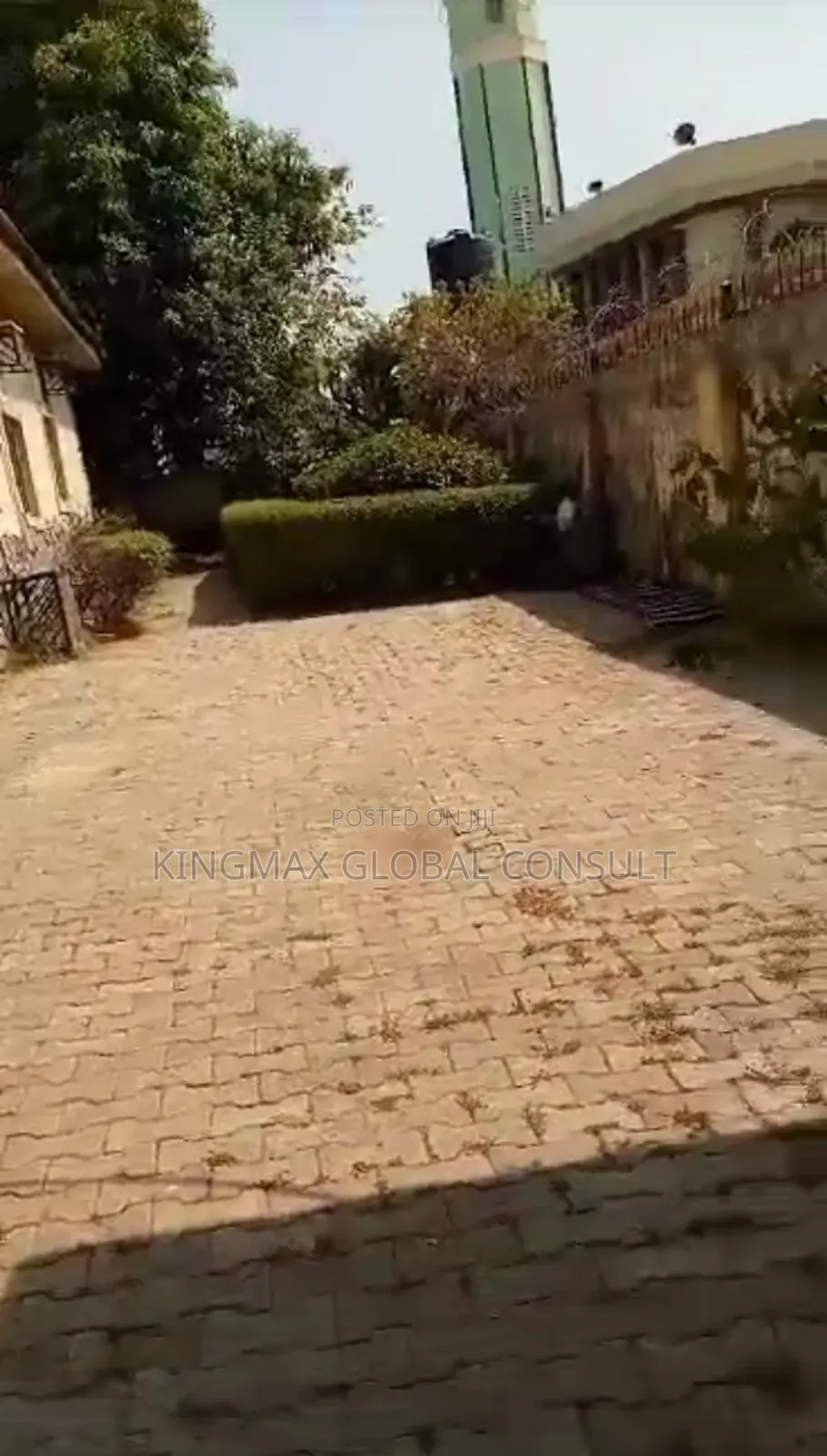 4bdrm Apartment in Princess Estate for sale in Kaura