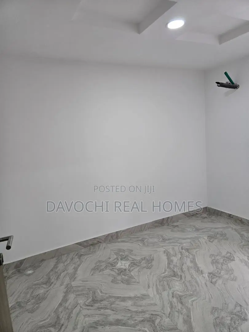 4bdrm Duplex in Ologolo for rent in Ologolo