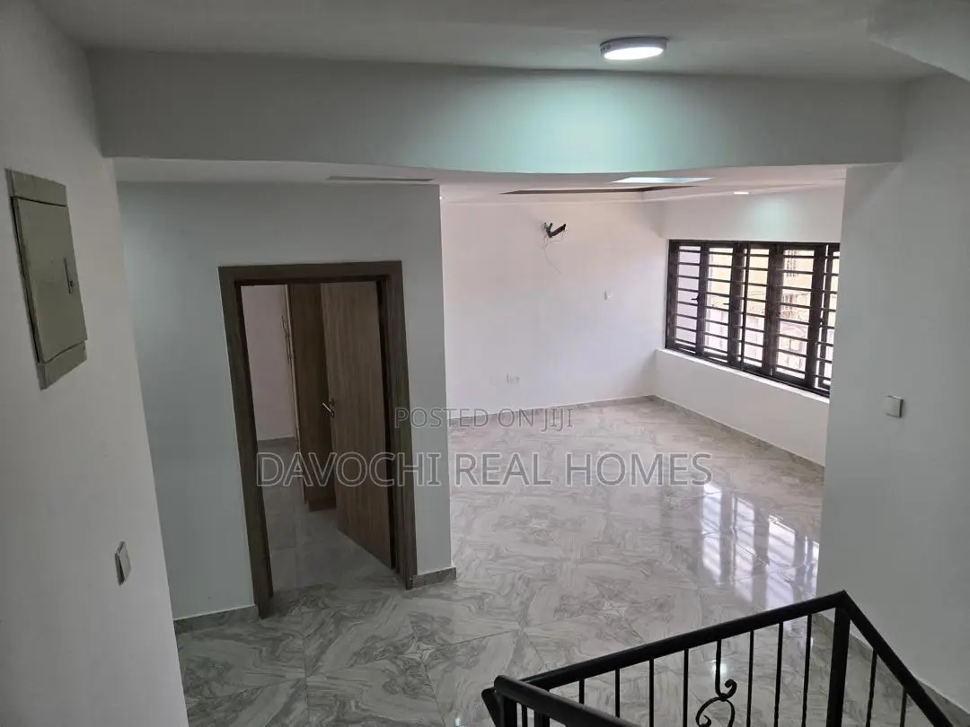 4bdrm Duplex in Ologolo for rent in Ologolo