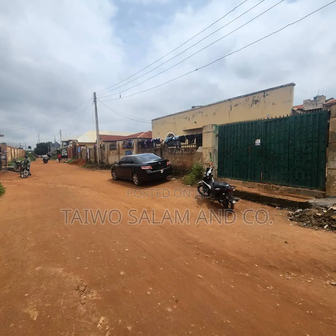 1bdrm House in Ogbomosho North for sale in Ogbomosho North
