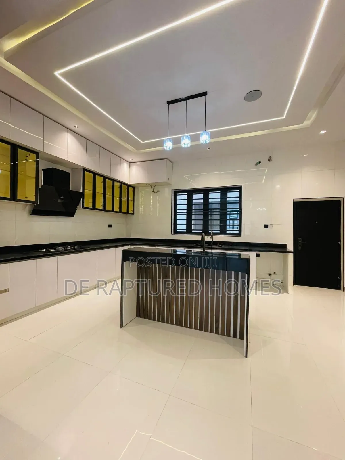 5bdrm Duplex in Ajah for sale in Ajah
