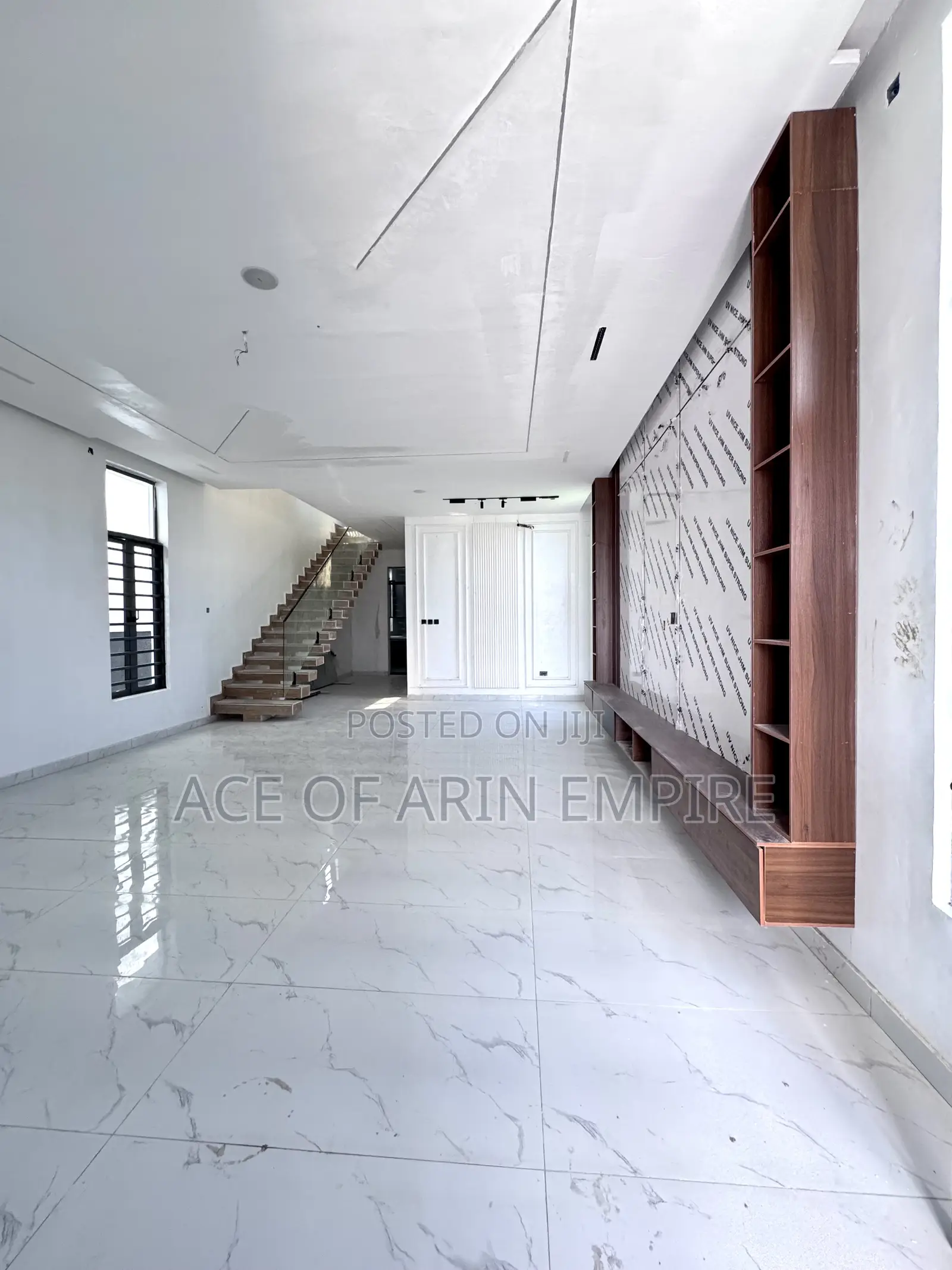 5bdrm Duplex in Orchid, Ikota for sale in Ikota