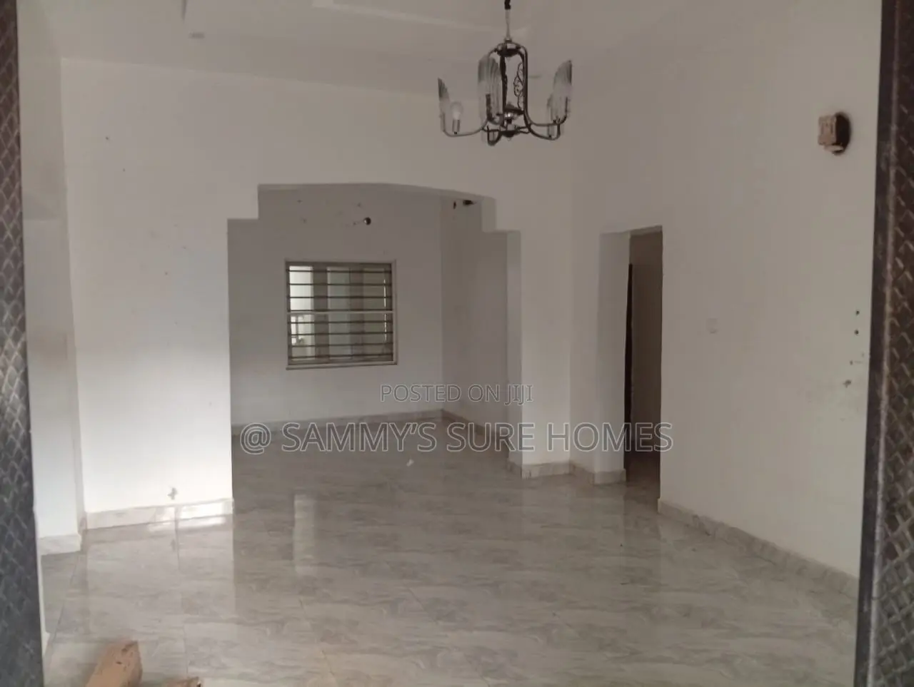 3bdrm Block of Flats in Fo1 Kubwa for rent in Kubwa