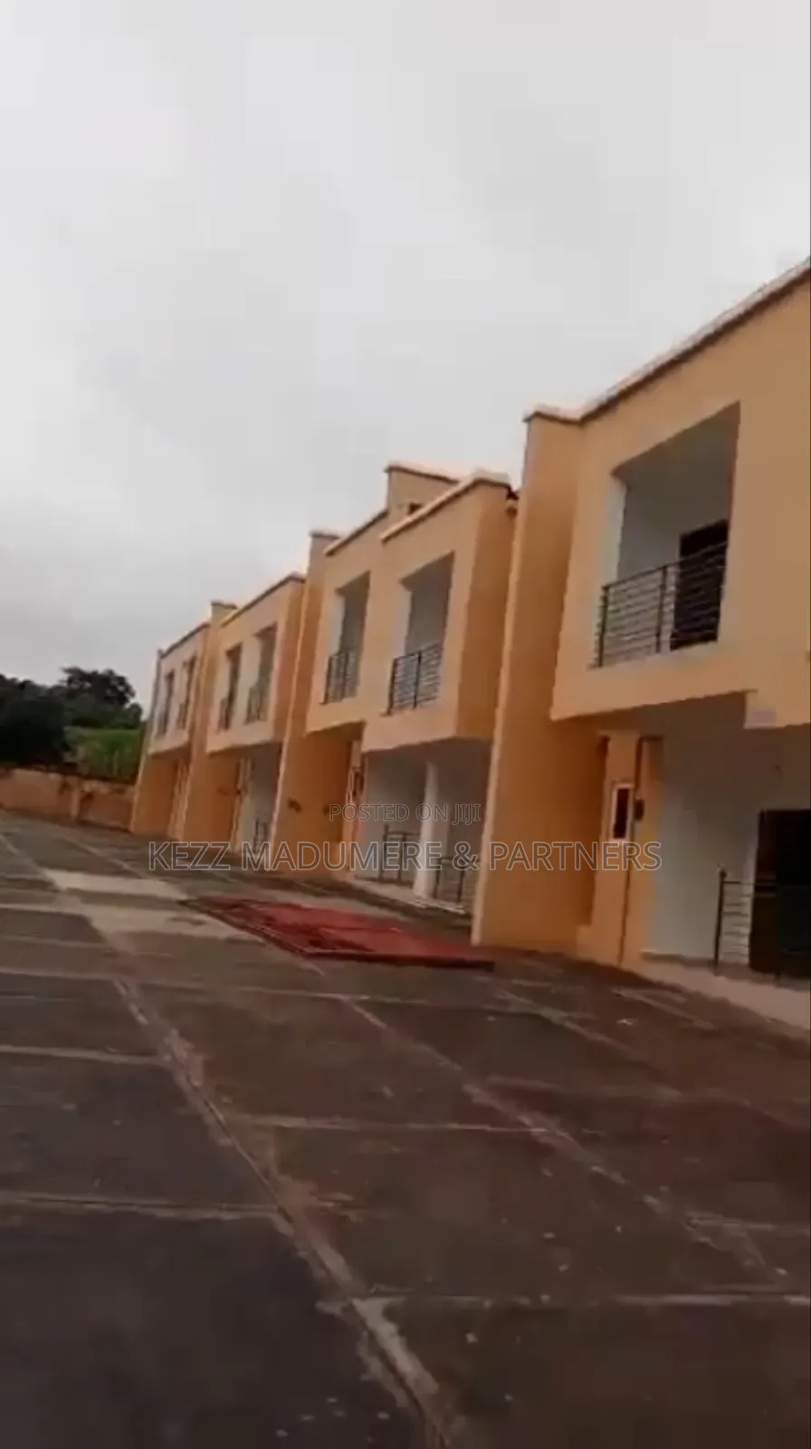 13bdrm Duplex in Independence Layout for sale in Enugu