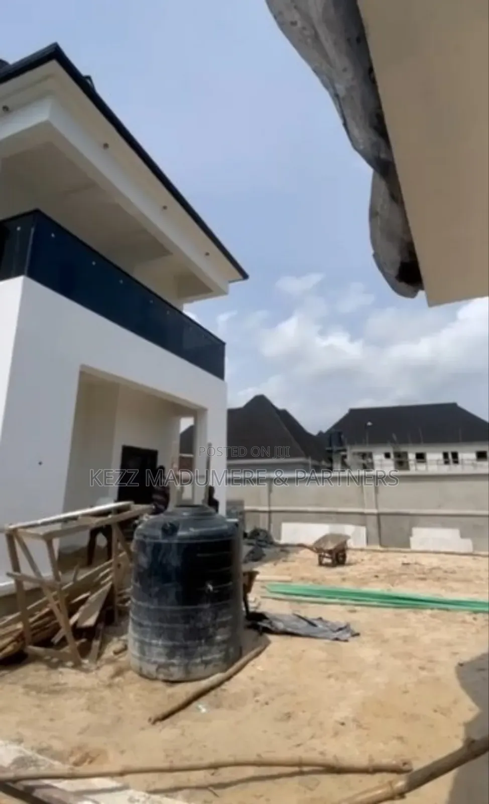 4bdrm Duplex in Gated Estate Sars for sale in Port-Harcourt
