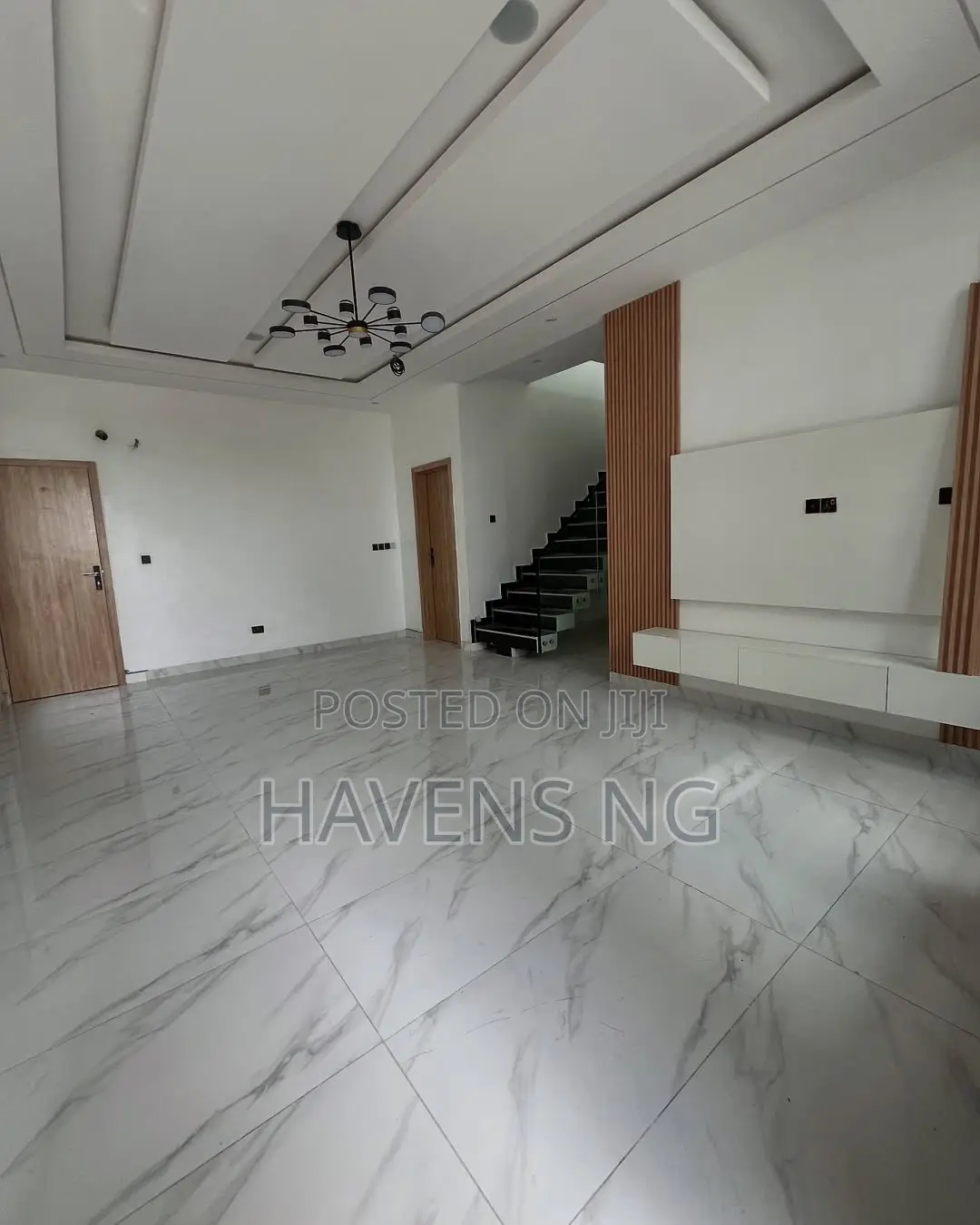4bdrm Duplex in Ikota for sale in Ikota
