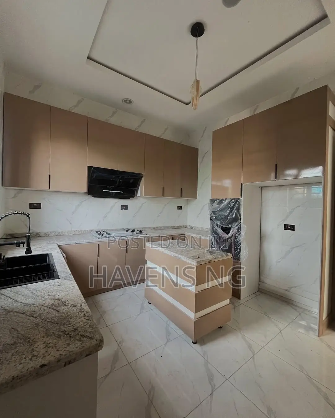 4bdrm Duplex in Ikota for sale in Ikota