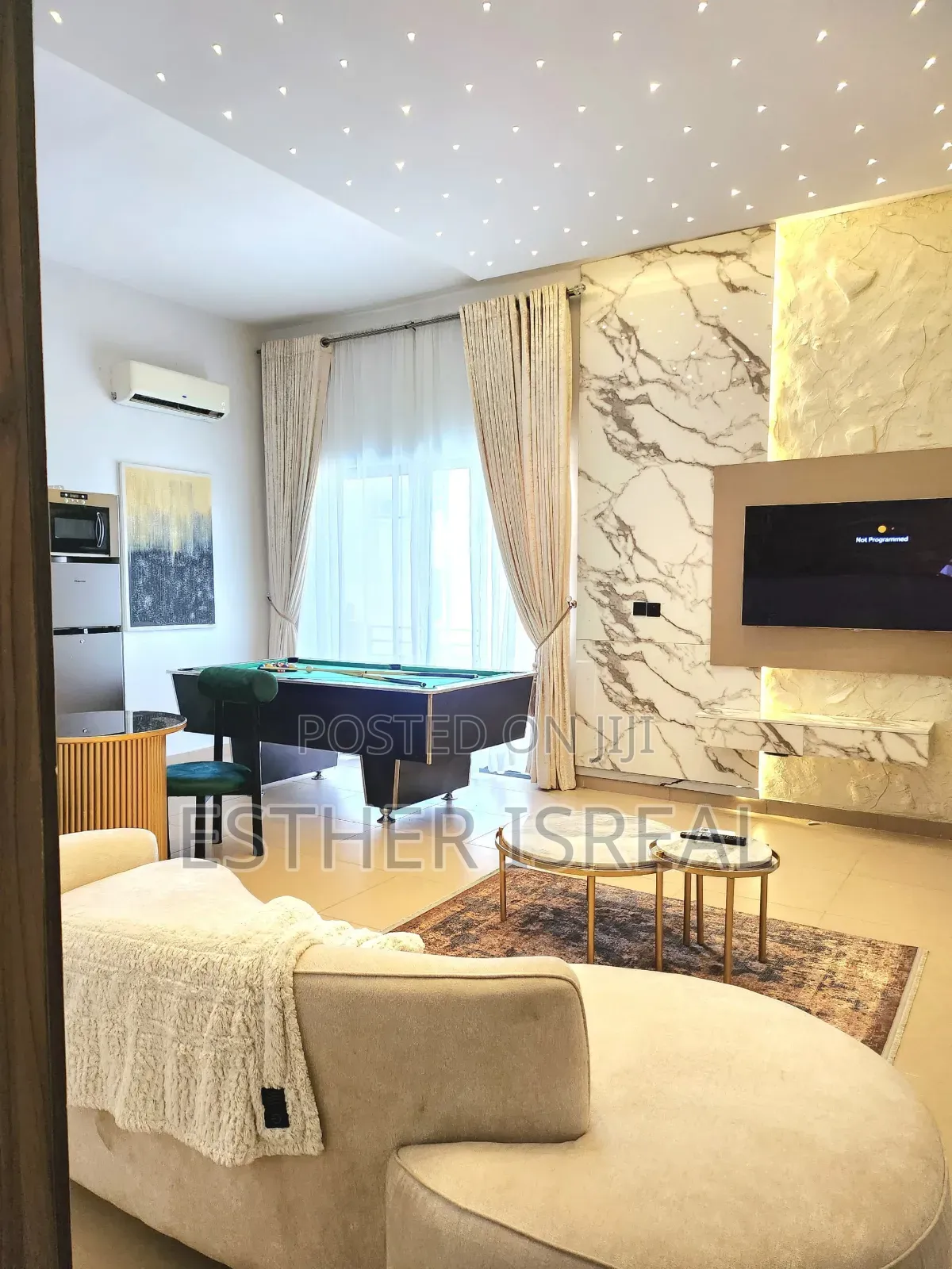 White 1 Bedroom Bedroom Phase 1 in Lekki Phase 1