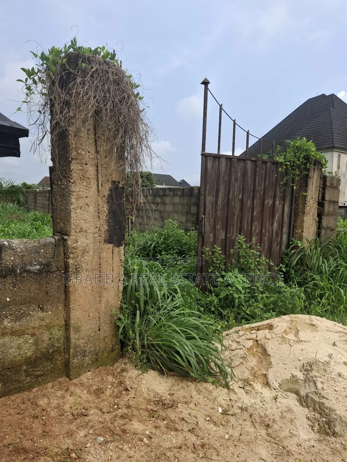 Land for Sale at Royal Garden Estate in Owerri