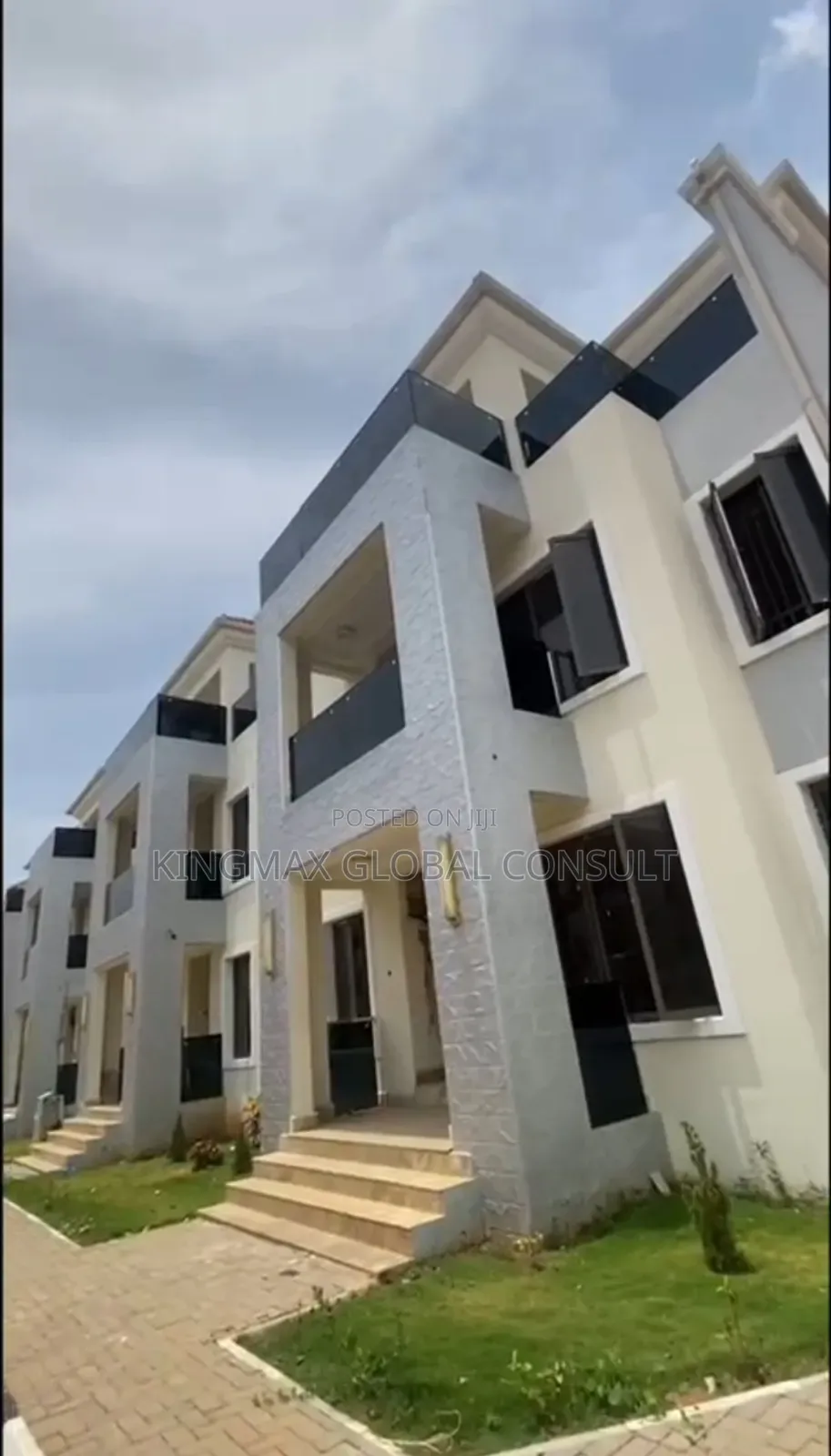 4bdrm Duplex in Life Camp Abuja for sale in Life Camp