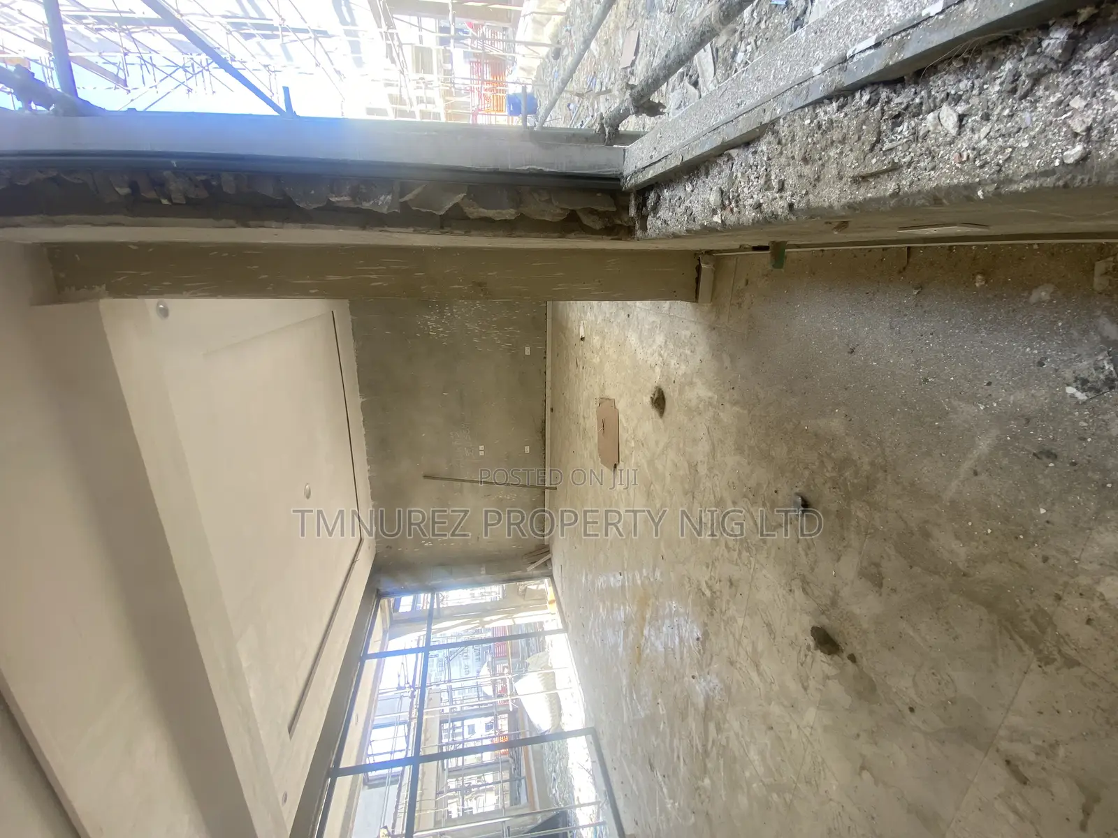 Shop for Rent in Orchid Road 57sqm on Ground Floor in Chevron