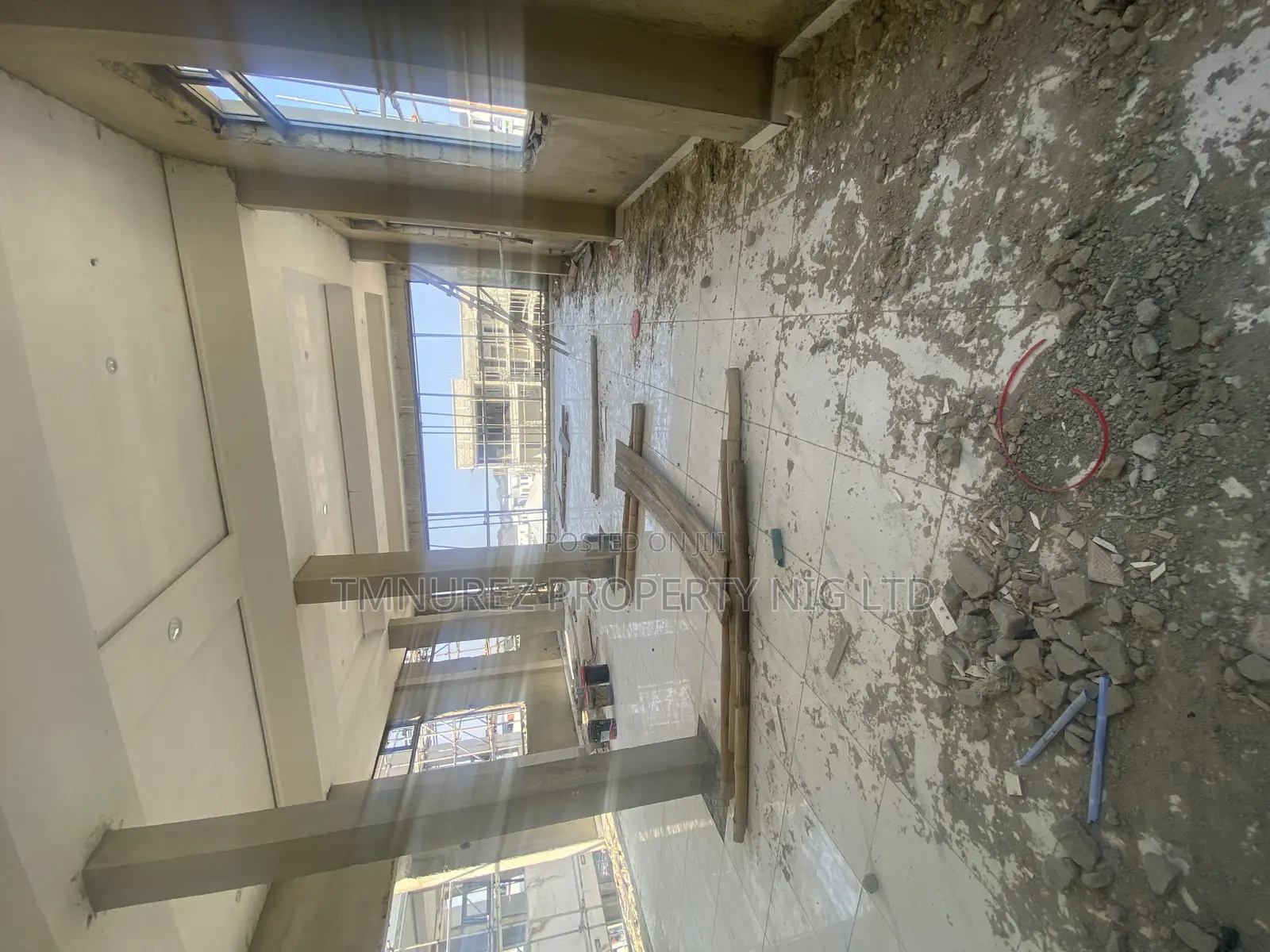 Shop for Sale 130 SQM in Chevron