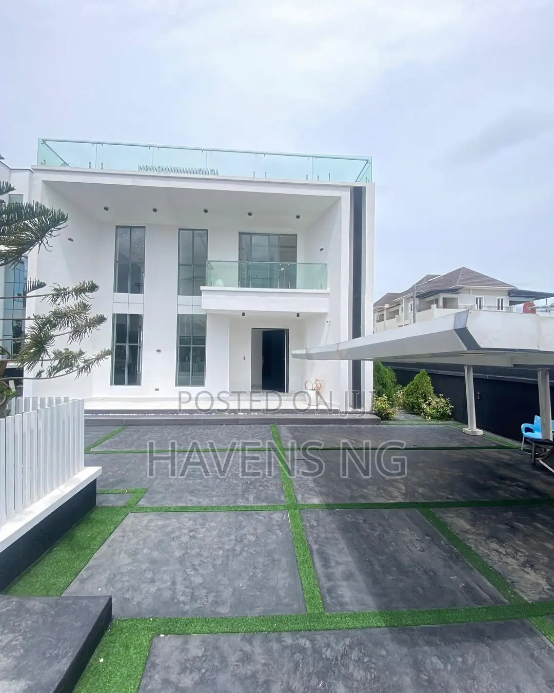 5bdrm Duplex in Osapa london for sale in Osapa london