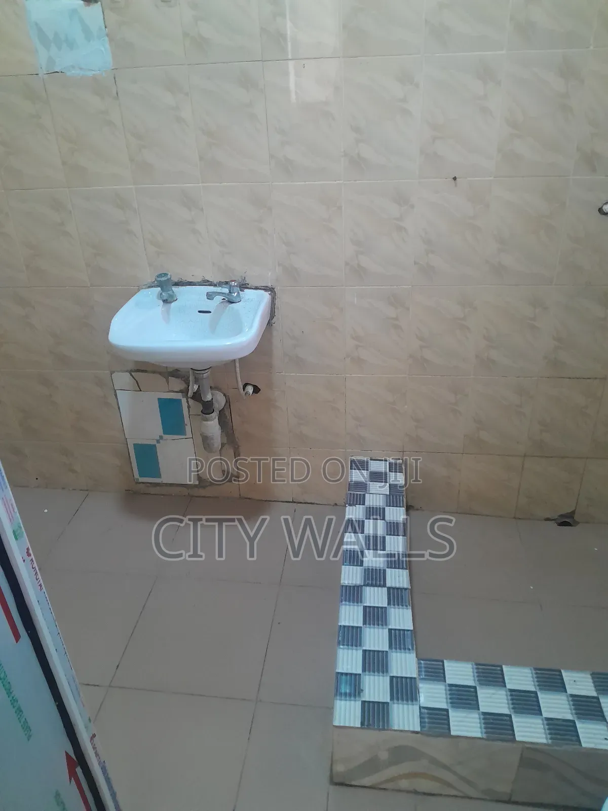 Studio Apartment in Ado for rent in Ado
