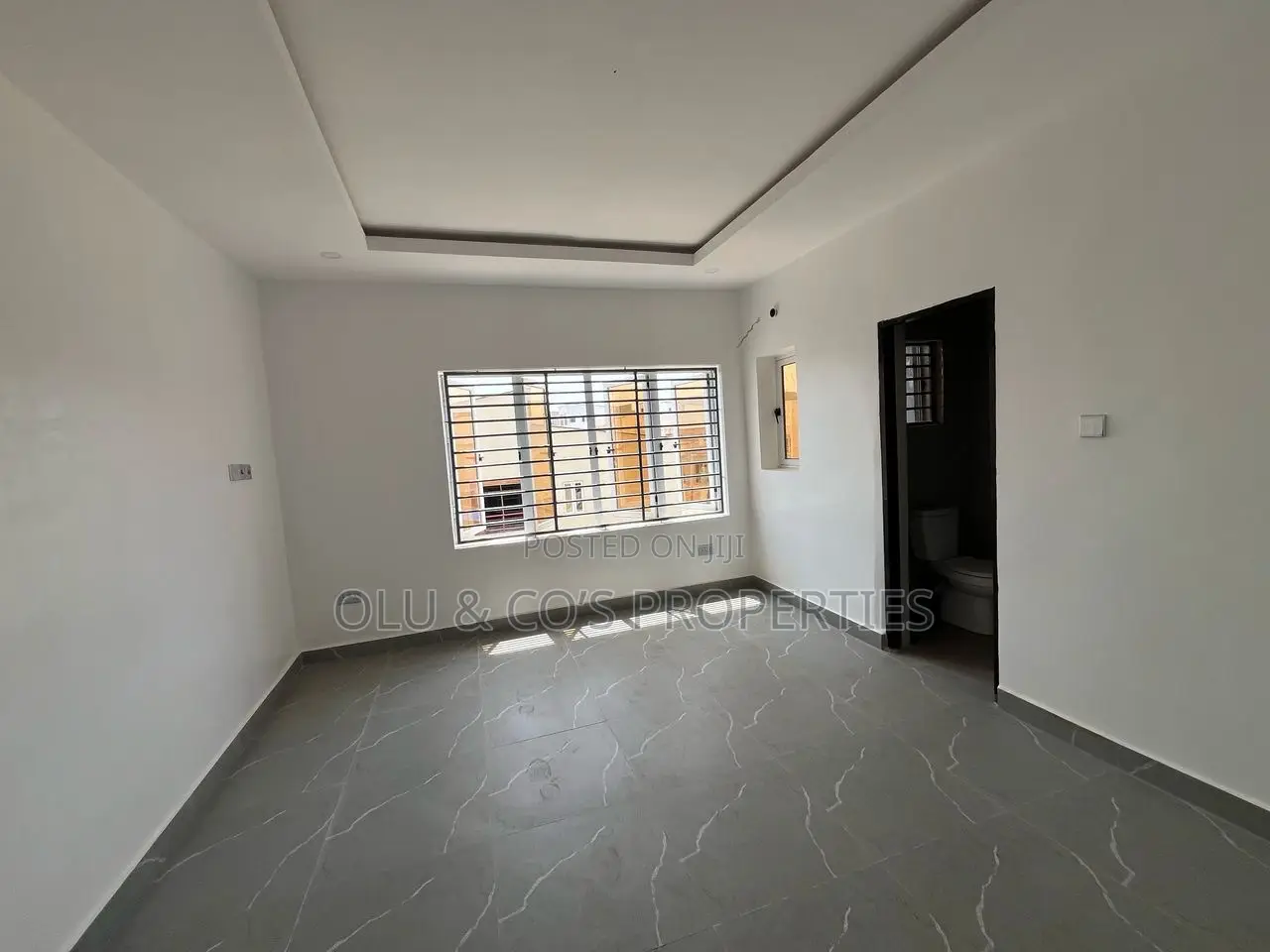 2bdrm Block of Flats in Paradise 2 Estate, Life Camp for sale in Life Camp