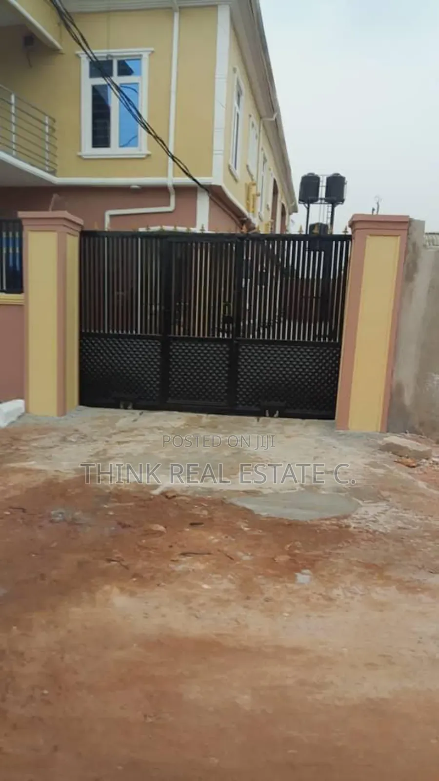 3bdrm Block of Flats in Mtn Mast,Gra, Benin City for sale in Benin City