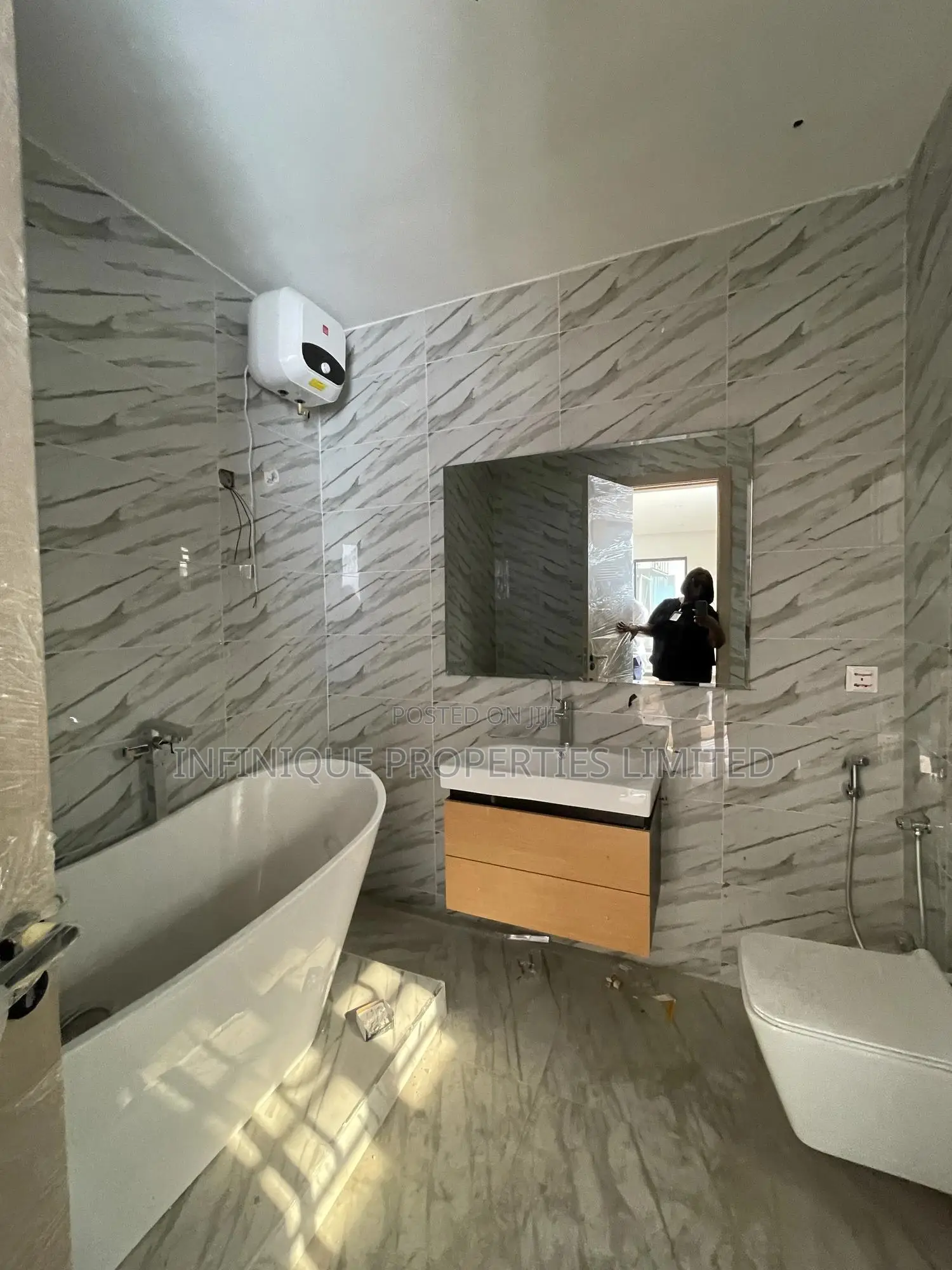 4bdrm Townhouse/Terrace in Okupe Estate, Mende for Sale in Mende