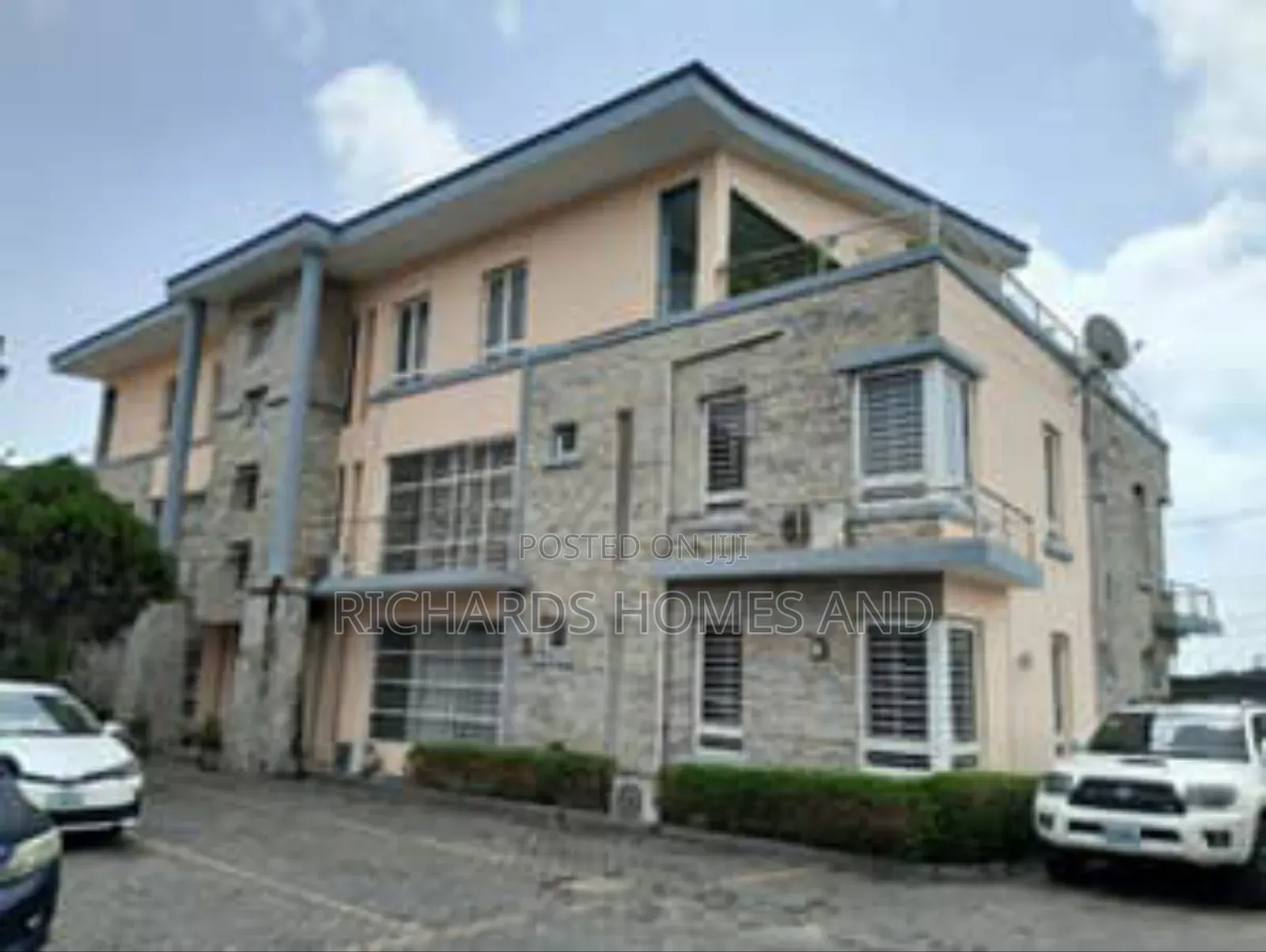 3bdrm Block of Flats in Osborne Foreshore Estate for sale in Osborne Foreshore Estate
