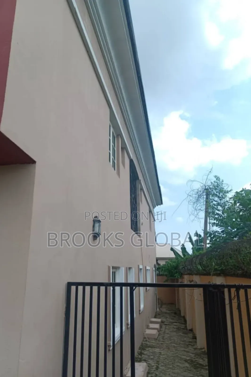7bdrm Duplex in Benin City for sale in Benin City
